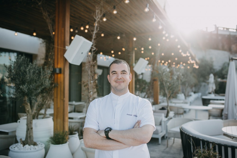 OSMAN SEZENER’İN ŞEFLİĞİNDE “KITCHEN BODRUM”   SEZONA HAZIR