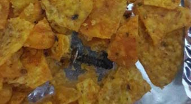 Cips paketinden bakın ne çıktı!